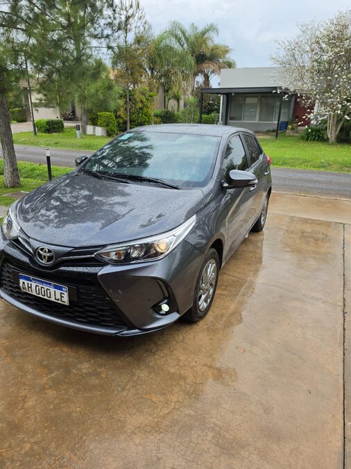 TOYOTA YARIS 2024