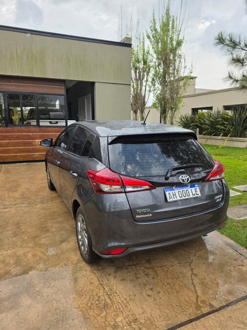 TOYOTA YARIS 2024