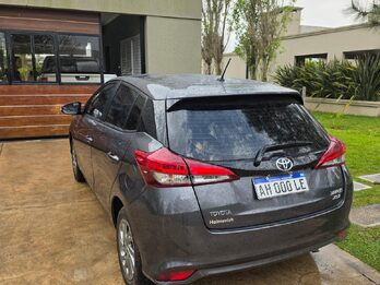 TOYOTA YARIS 2024