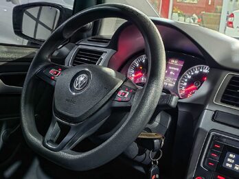 Volkswagen Suran Confort 2017