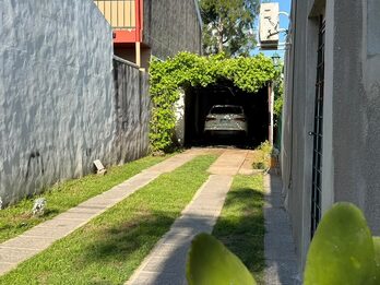 ZONA AV. ZANNI Y LARRALDE - CASA 3 DORMITORIOS | USD 72.000