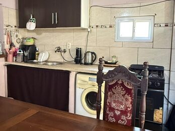 ZONA AV. ZANNI Y LARRALDE - CASA 3 DORMITORIOS | USD 72.000