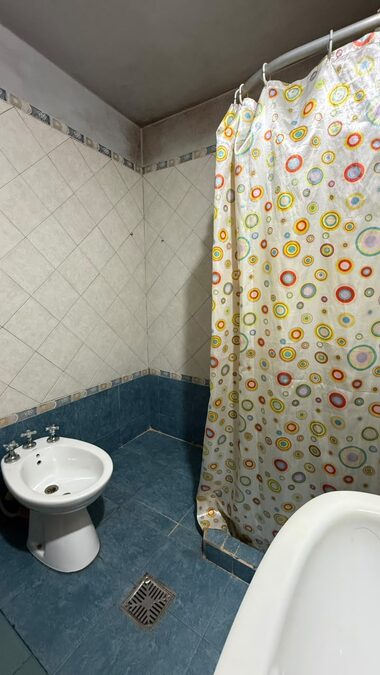 ZONA AV. ZANNI Y LARRALDE - CASA 3 DORMITORIOS | USD 72.000