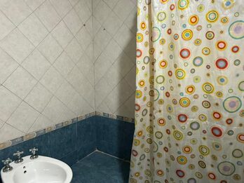 ZONA AV. ZANNI Y LARRALDE - CASA 3 DORMITORIOS | USD 72.000