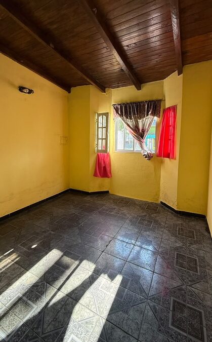 ZONA AV. ZANNI Y LARRALDE - CASA 3 DORMITORIOS | USD 72.000