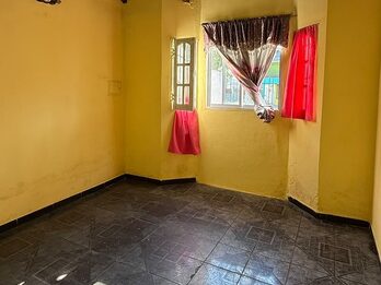 ZONA AV. ZANNI Y LARRALDE - CASA 3 DORMITORIOS | USD 72.000
