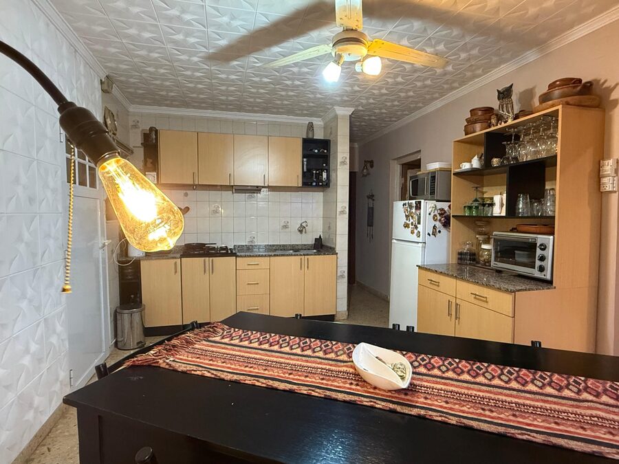 ZONA NEWBERY Y ZANNI - CASA + DPTO 1 DORMITORIO EN VENTA