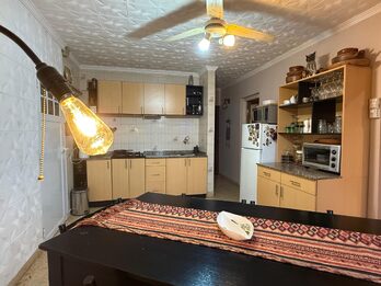 ZONA NEWBERY Y ZANNI - CASA + DPTO 1 DORMITORIO EN VENTA