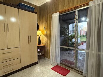 ZONA NEWBERY Y ZANNI - CASA + DPTO 1 DORMITORIO EN VENTA