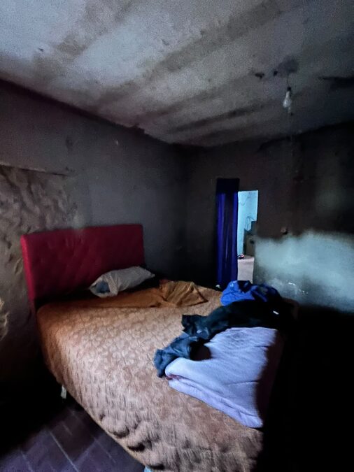 VENDO CASA A RECICLAR