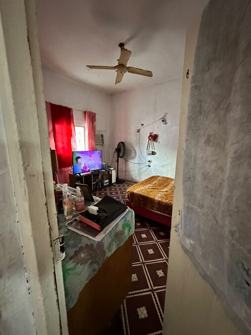 VENDO CASA A RECICLAR