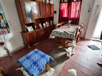 VENDO CASA A RECICLAR