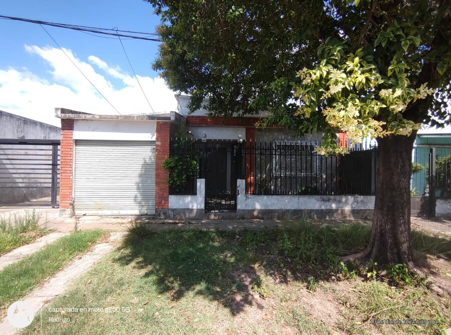 Alquila Amplia Casa calle Gdor Antelo