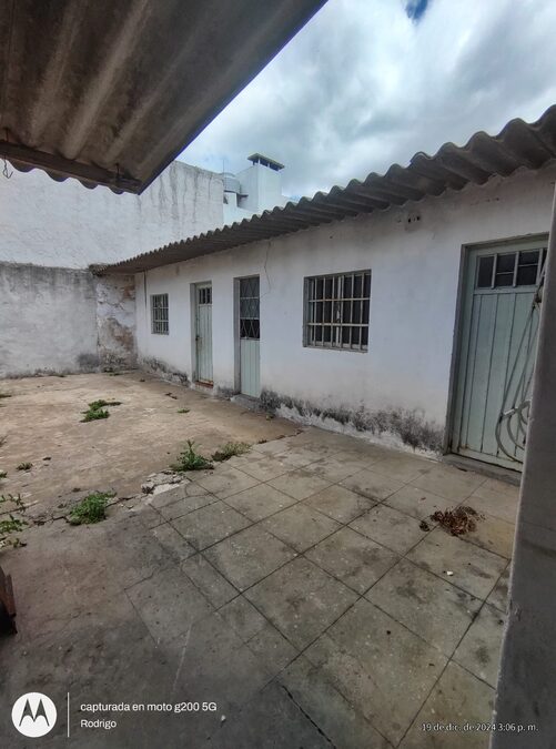 Alquila Amplia Casa calle Gdor Antelo