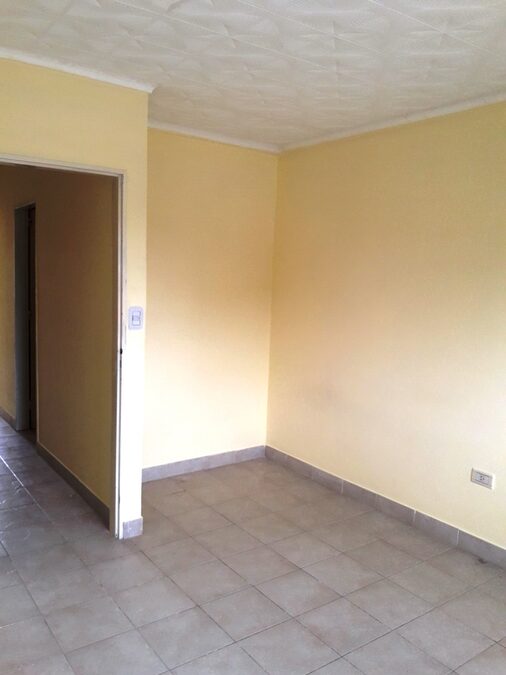 Alquila Hermoso Duplex calle Basavilbaso pasando Leonidas Echagüe