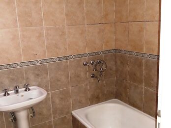 Alquila Hermoso Duplex calle Basavilbaso pasando Leonidas Echagüe
