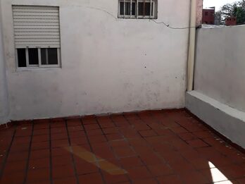 Alquila Amplia Casa en Planta Alta calle San Luis