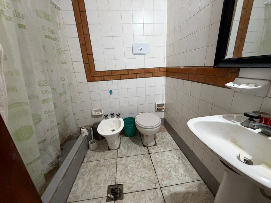 DEPARTAMENTO 2 DORMITORIOS CON COCHERA - Apto credito